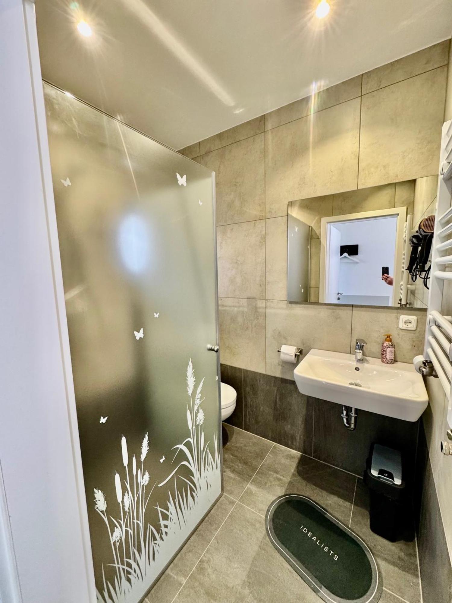 Gaestezimmer Beate Und Ferienwohnung Rheda Wiedenbrueck Екстер'єр фото
